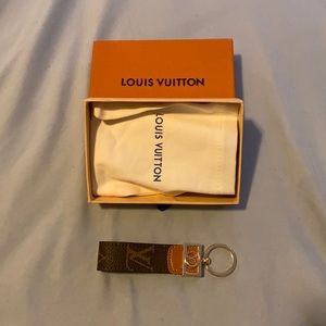 Louis vuitton key holder
